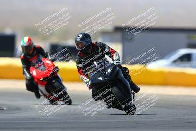 media/Mar-28-2022-Superbike Trackdays (Mon) [[b8603d0f67]]/Novice Group (1130am-12pm)/Turn 2/